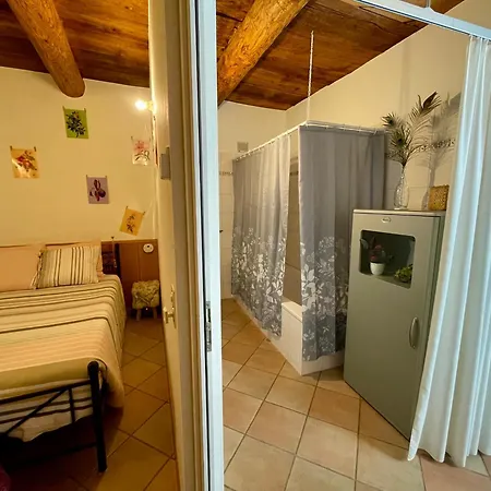 Pensjonat The Old Cellar No Shower! 3*