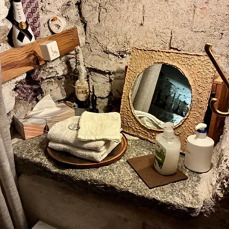Gasthof The Old Cellar No Shower! 3*