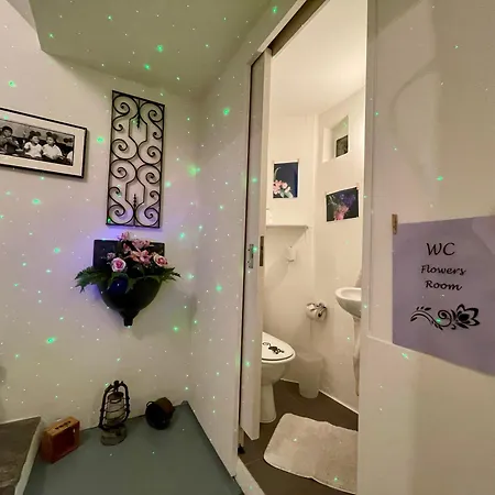 1912 - Flowers - Budget For Young Гостевой дом